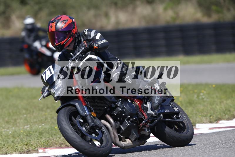 /48 25.08.2025 Cornu Master School ADR/gruen-vert/71